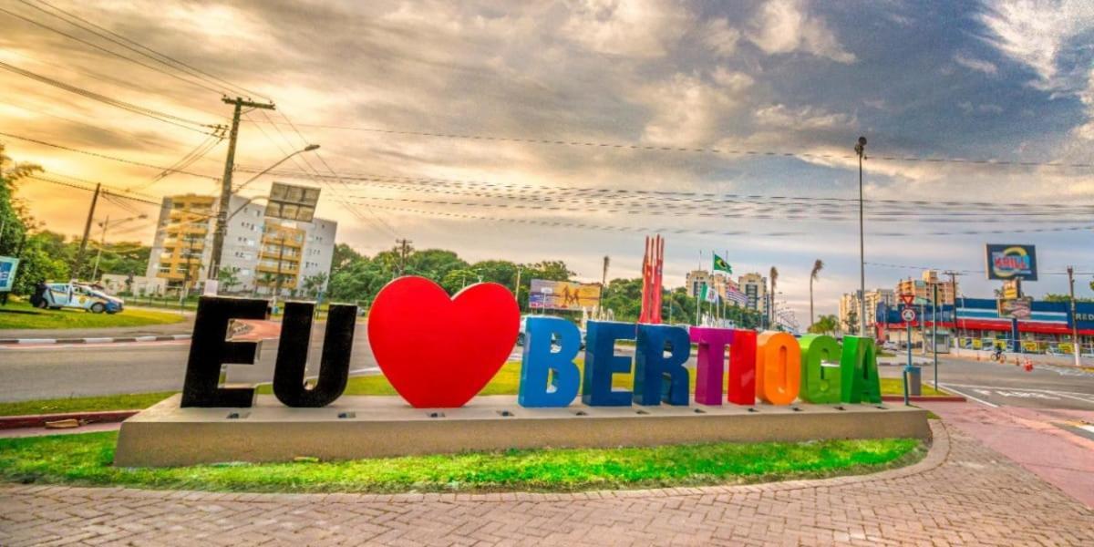 Casa Top Prox Ao Sesc Bertioga. Bagian luar foto
